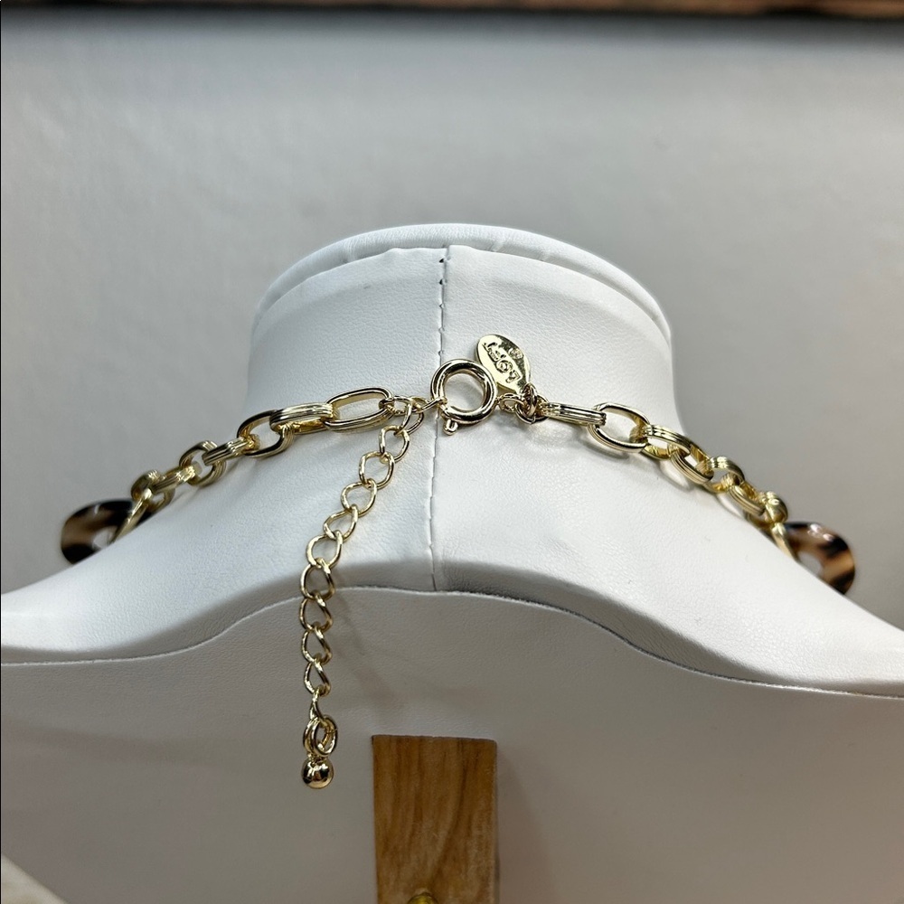 Loft Acrylic Faux Tortoise Shell Chain Necklace - Picture 4 of 4